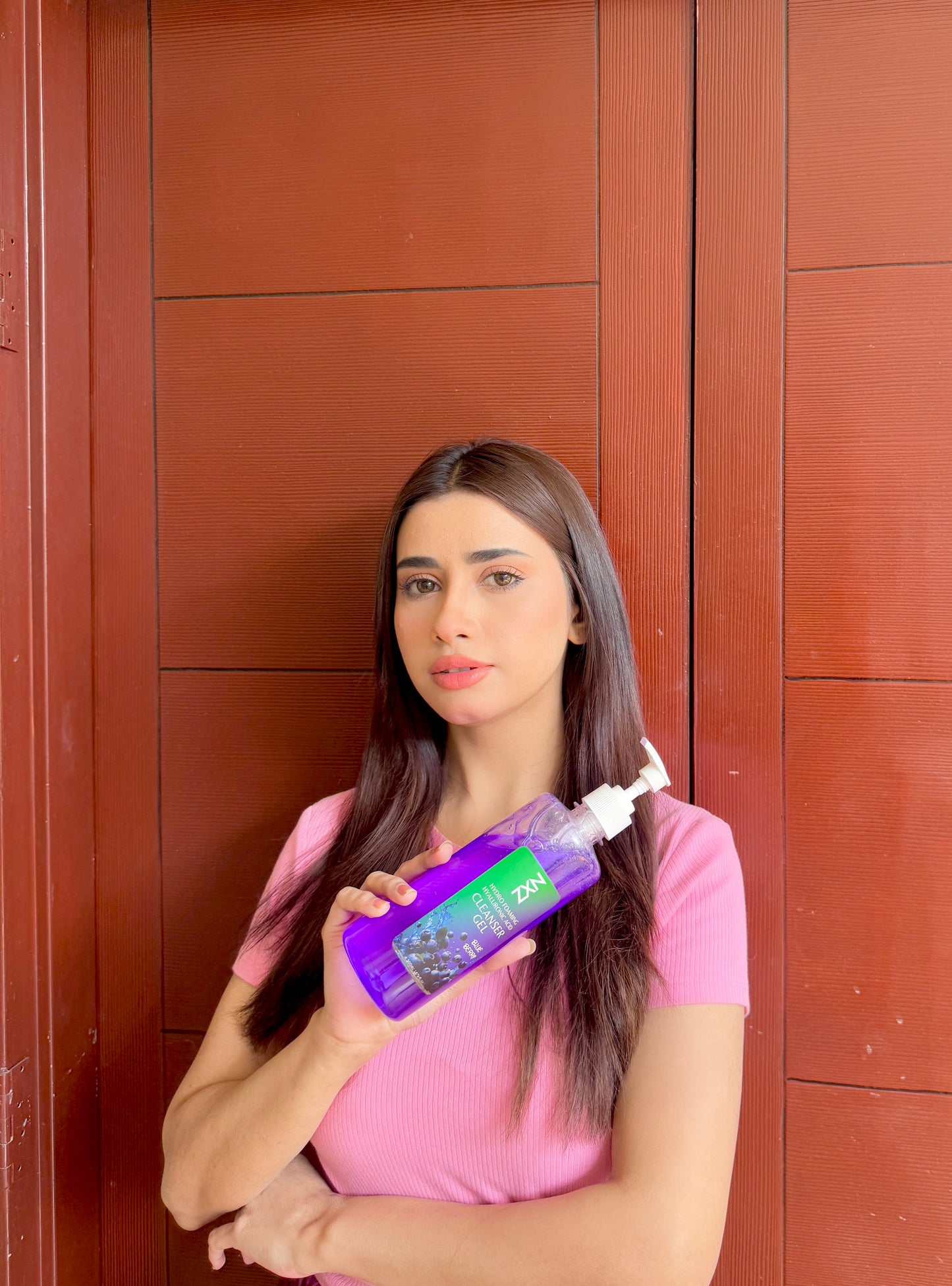 Buy Hydro foaming Cleanser Get Strawberry Cleanser Free 250ml